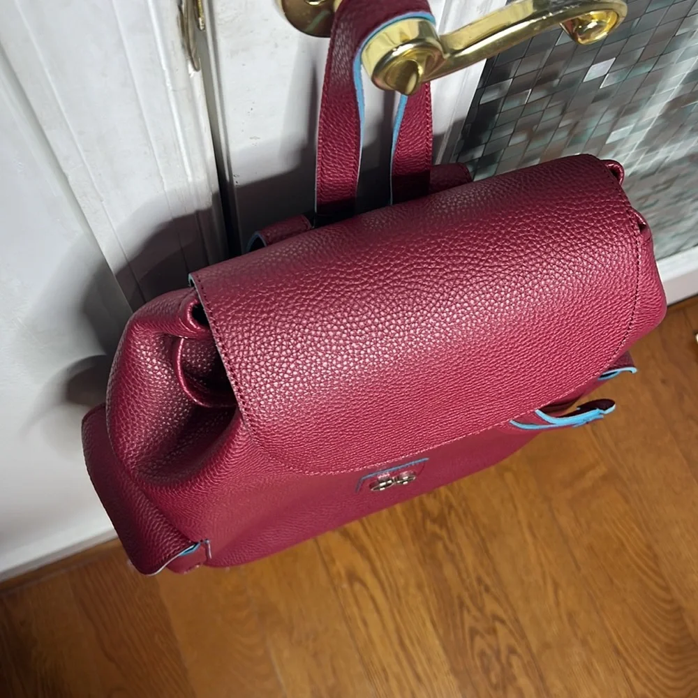 💕OE moda Chloe NWT $1299 Zaki burgundy blue leather large backpack nice 💕